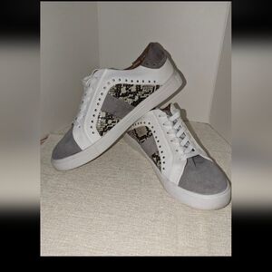 Steve Madden Annita Court Fashion Sneakers Leather Reptile Studs